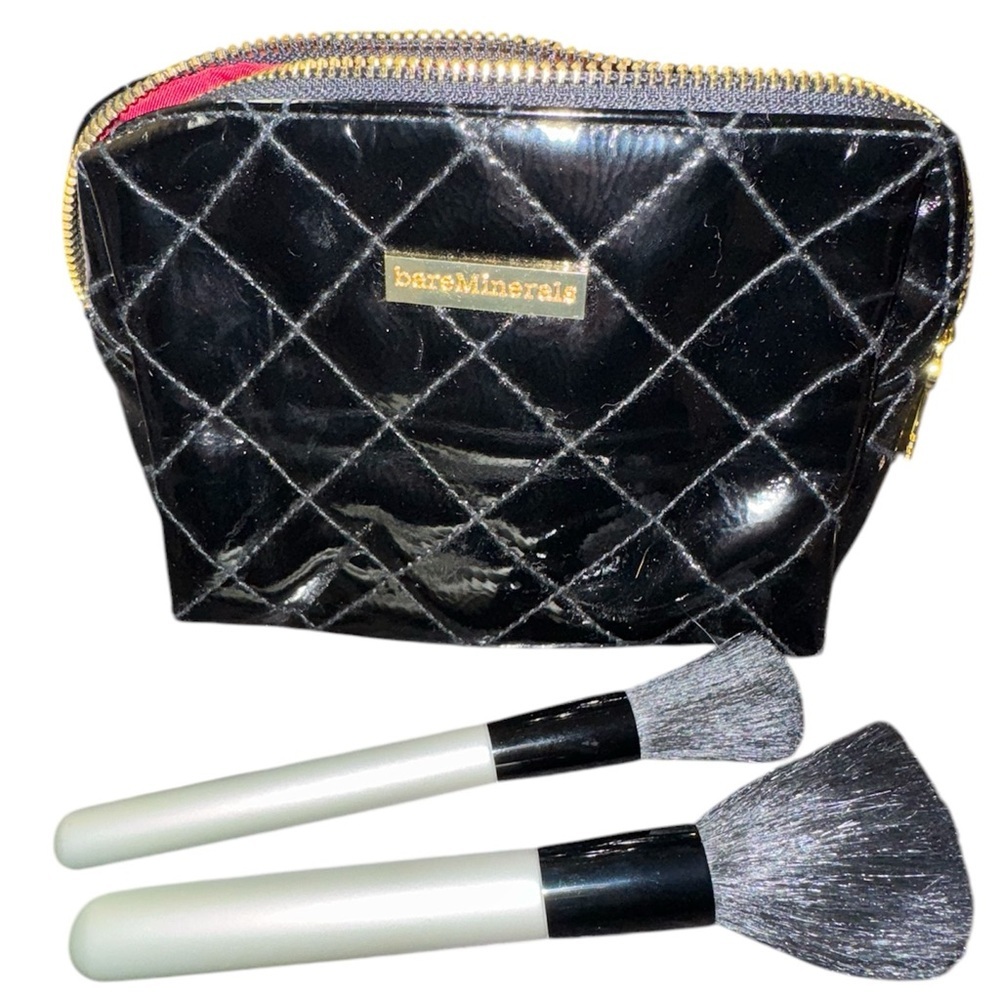 bareMinereals Black Quilted Makeup Bag W 2 Victoria’s Secret Makeup Brushes